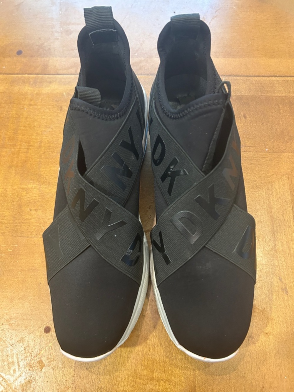DKNY Black Elastic Cross-Band Slip-On Sneakers